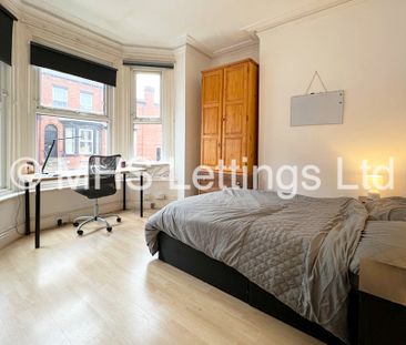 8 Bedroom Mid Terraced House for rent in Ebberston Terrace - Photo 4
