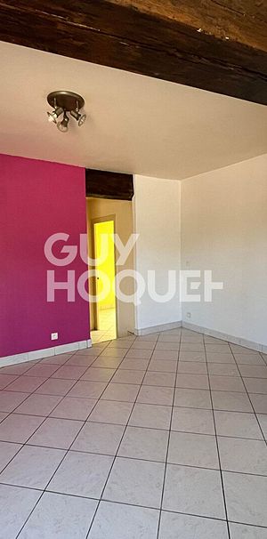 À louer, appartement de 34 m², 3 pièces à VILLEFARGEAU (89240). - Photo 1