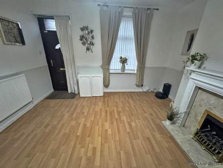 2 bedroom property to rent in Rochdale - Photo 3