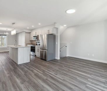 Prairie Point Townhomes — The Hillcrest - Photo 3