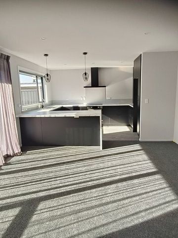 Modern 2BR Townhouse in Temuka! - Photo 3