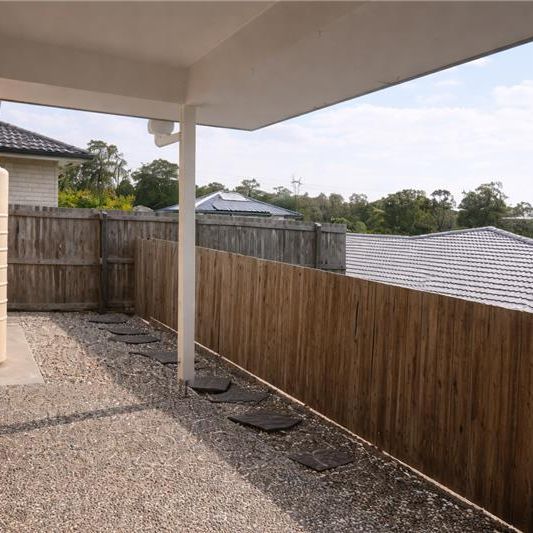 Quiet 3 Bedroom Duplex - Photo 1