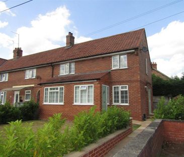 4 bedroom end of terrace house to rent - Photo 6