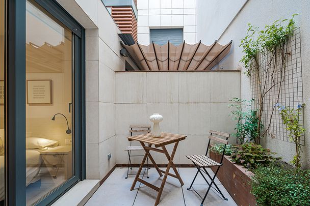 Piso de 3 habitaciones dobles con terraza y patio en alquiler en CHAMBERÍ Madrid - Photo 1