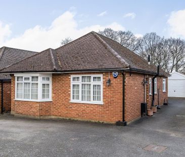 3 bedroom detached bungalow to rent - Photo 2
