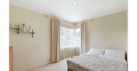 Three bedrooms house with large backyard near Fountain Gate Shopping Center for Rent! - Photo 5