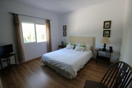 5 Bedrooms Villa in Albir Alicante (Costa Blanca) - Photo 3