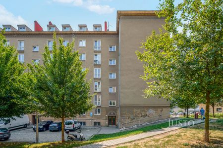 Pronájem bytu 2+1 54 m², Šumavská 2278, Brno Žabovřesky - Photo 2