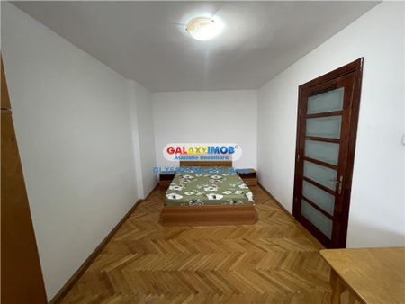 Inchiriere apartament 3 camere, in Ploiesti, zona Ultracentrala - Photo 5