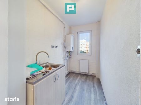 Apartament 3 camere de închiriat – Vlaicu, Strada - Fotografie 3