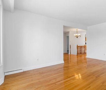 Appartement à louer - Laval (Chomedey) (Autres) - Photo 1