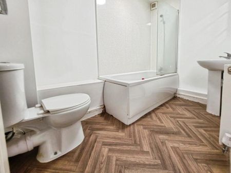 4 bedroom townhouse to rent - Photo 4
