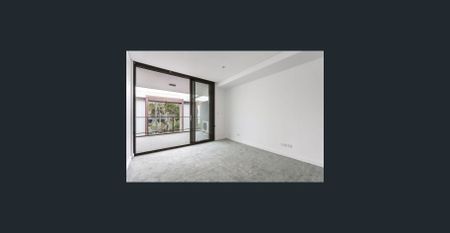 SLEEK OVERSIZED ONE BEDROOM RESIDENCE IN POPULAR WAREHOUSE CONVERSION - Photo 3