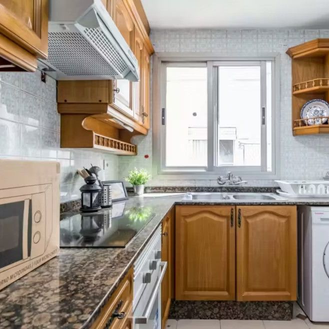 Avinguda del General Avilés, Valencia, Valencian Community 46015 - Photo 1