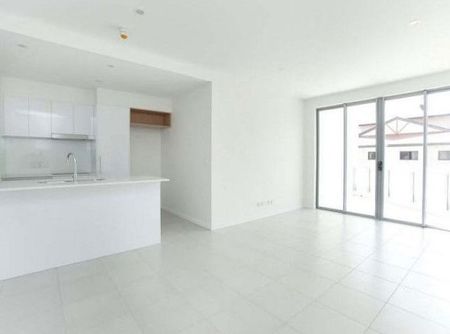 DON'T MISS OUT ON THIS BEAUTIFUL UNIT!! - Photo 2