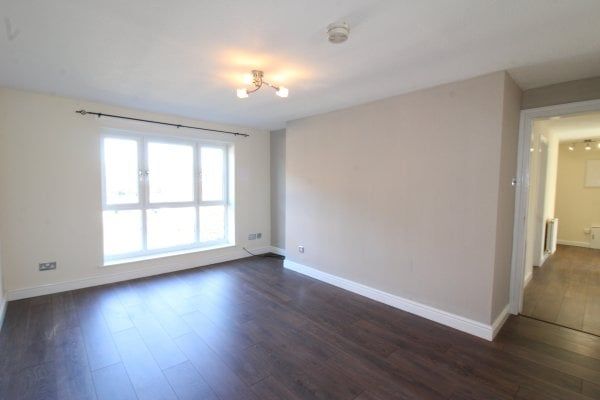 Moorfoot Avenue, Paisley - Photo 1