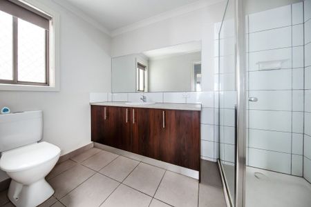 Prime Location! - Photo 5