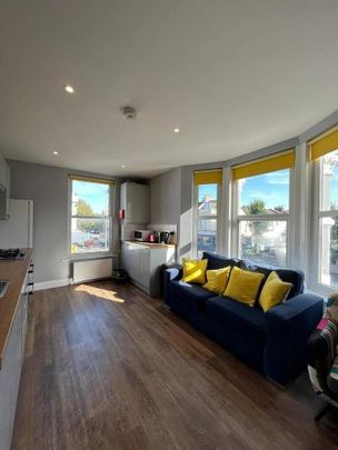 6 bedroom maisonette to rent - Photo 1