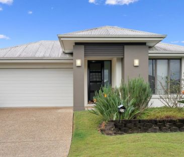 4 Bedroom Plantation Home – North Lakes - Photo 1