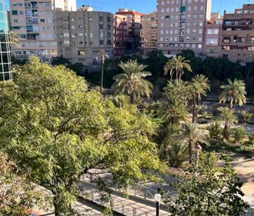 Piso de alquiler en Carrer Santa Anna, 17, Plaza Crevillente - Anti... - Photo 1