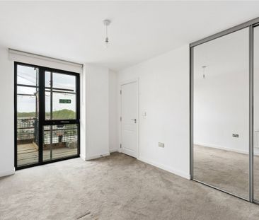 Eagle Heights, N17, London - Photo 4