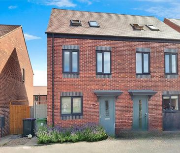 3 bedroom semi-detached house to rent - Photo 3