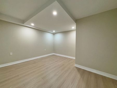 For Lease - 28 Caldwell Crescent Unit# Basement, Brampton, Ontario - Photo 3