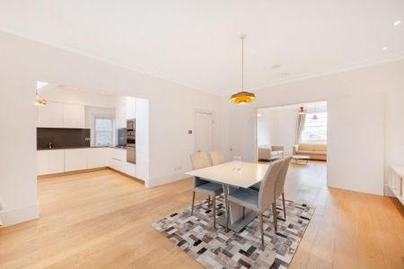 3 bedroom apartment to rent - Photo 2