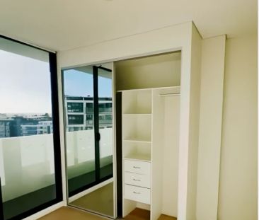 6 Gertrude St, Sydney - Photo 2