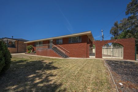 15 Onslow Street, Latham Australia - Photo 5