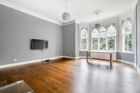 4 bedroom flat to rent - Photo 3