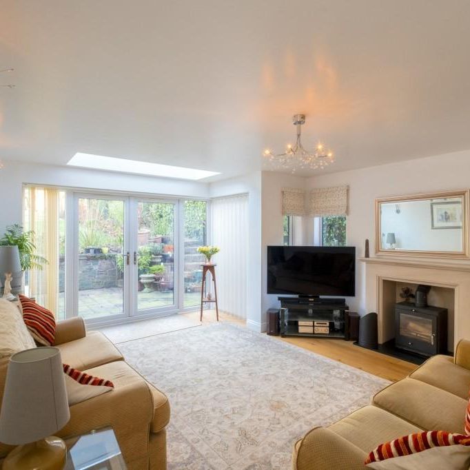 Fairefield Crescent, Glenfield - Photo 1