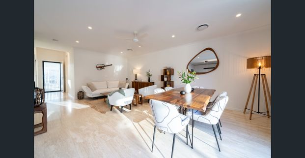 Luxury Living at The Lakes - Photo 1