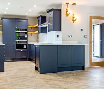 2 bedroom semi-detached house to rent - Photo 2