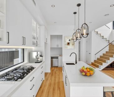 20 Raven Circuit, Warriewood NSW 2102 - House For Rent | Domain - Photo 1