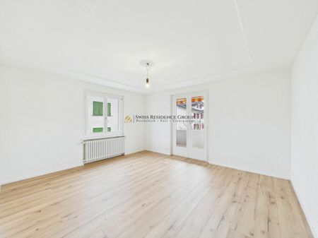 Exclusive living experience with balcony – 4.5-room apartment - Photo 2