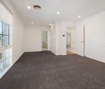 25 Lynch Street, Brighton VIC 3186 - House For Rent | Domain - Photo 4