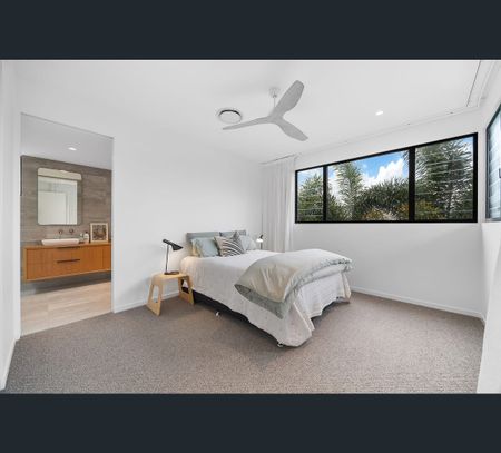 1/25 Bareena Place, Warana, Qld 4575 - Photo 5
