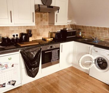 1 bedroom flat to rent - Photo 6