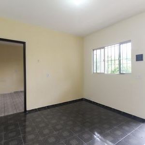 Casa para alugar com 75m², 1 quarto e sem vaga - Foto 3
