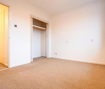 2 bedroom semi-detached house to rent - Photo 4