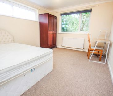Stirling Road, Bournemouth, BH3 - Photo 5