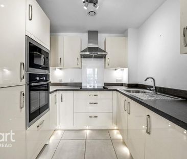 1 bedroom retirement property to rent - Photo 5