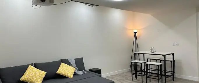 New spacious 1 bed 1 bath | Calgary - Photo 1