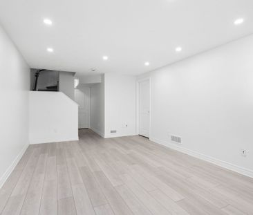 For Lease - 2477 Waterlilly Way, Barrhaven, Ontario - Photo 5