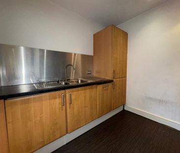 2 bedroom flat to rent - Photo 6