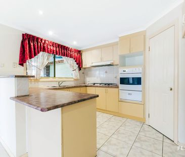 Comfortable Living with Great Outdoor Entertaining - Photo 3