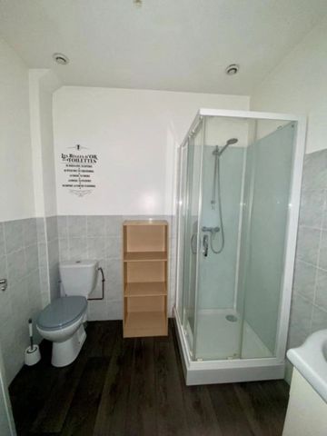 A VILLENEUVE SUR LOT T2 EN DUPLEX AVEC PARKING PRIVATIF - Photo 5