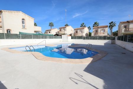 Alquiler temporada larga . El Raso - Photo 5