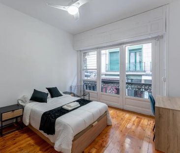 Calle de la Victoria, Madrid, Community of Madrid 28012 - Photo 3